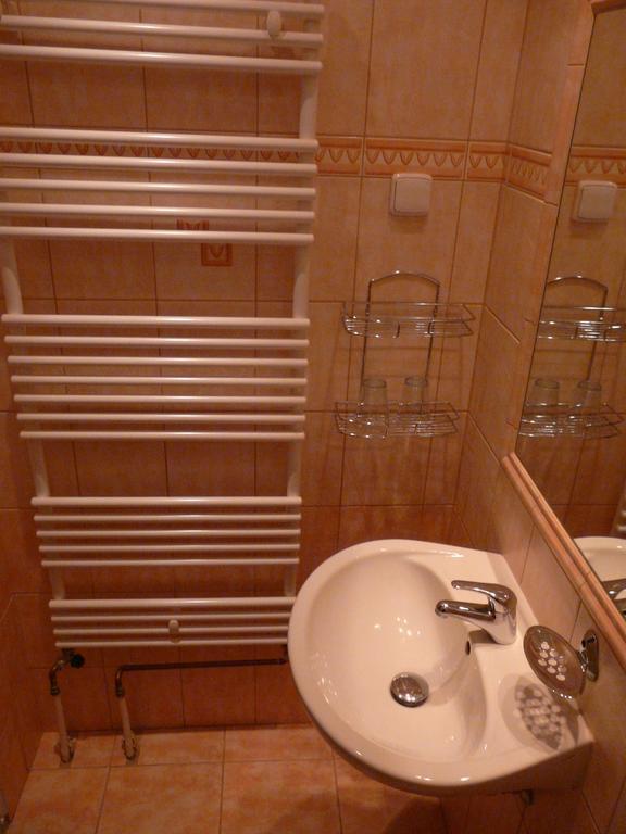 Hotel Ondráš Zlín Quarto foto