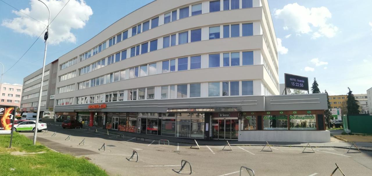 Hotel Ondráš Zlín Exterior foto